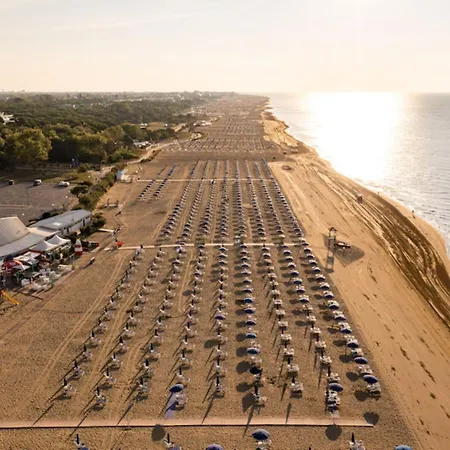 In A With Swimming Pool Bibione